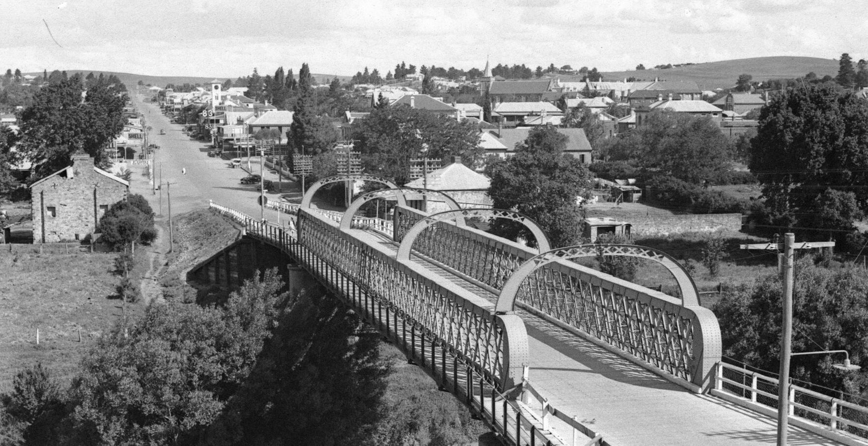 Bridge leading into the town of Yass