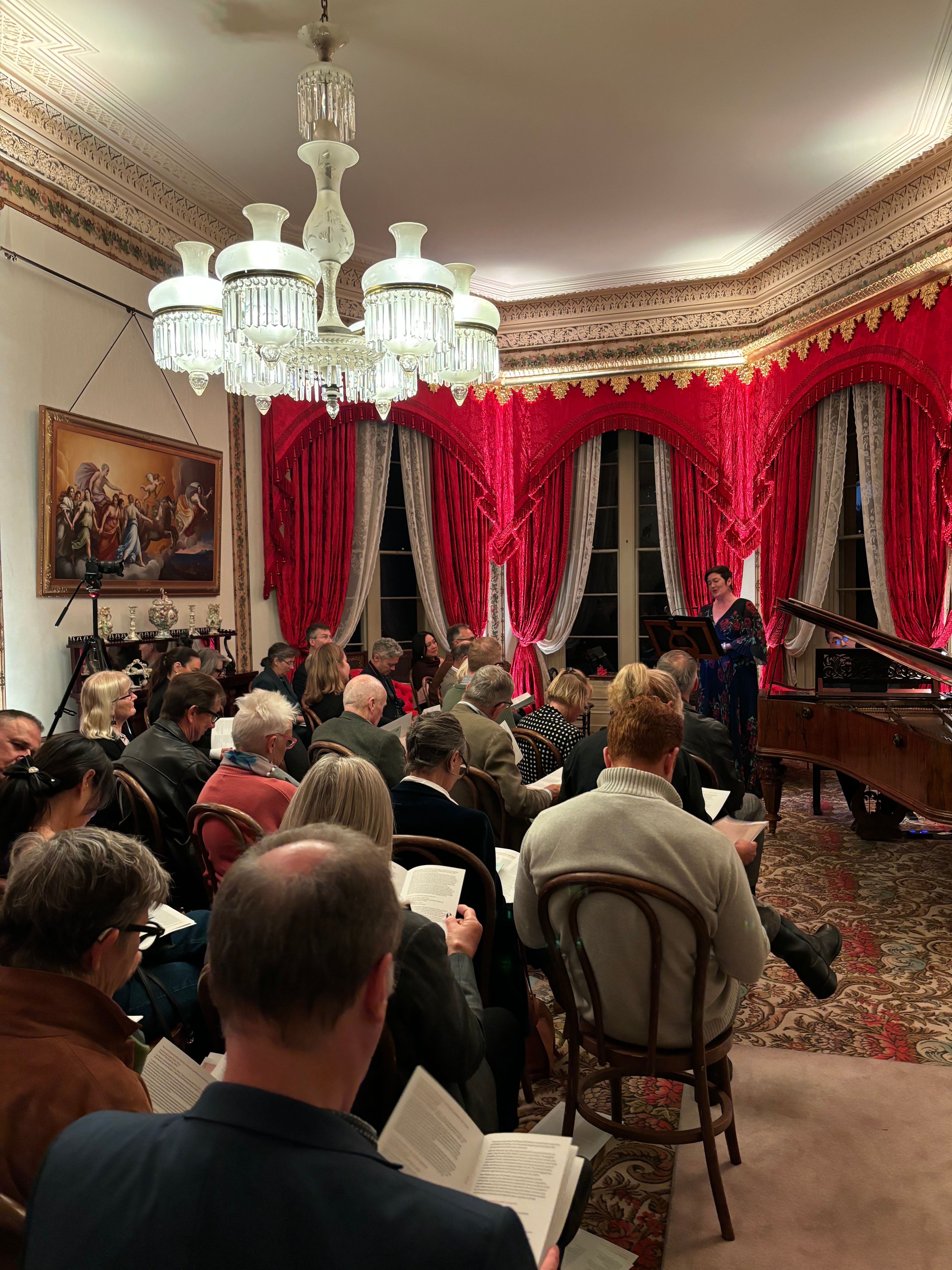 Donors enjoying the 'Syrens of Sydney' concert