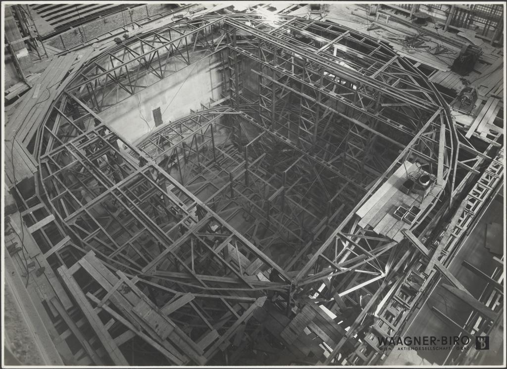 Sydney Opera House stage machinery