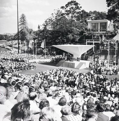 Her Majesty the Queen delivering her speech at the opening of the Opera House