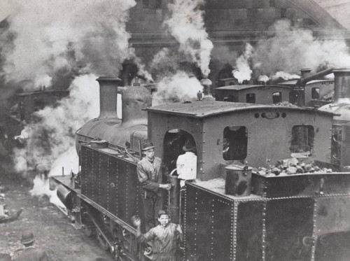 Private school boys cleaning engines at Eveleigh during 1917 Strike