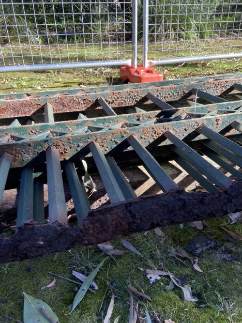 Photo of rusty fencing