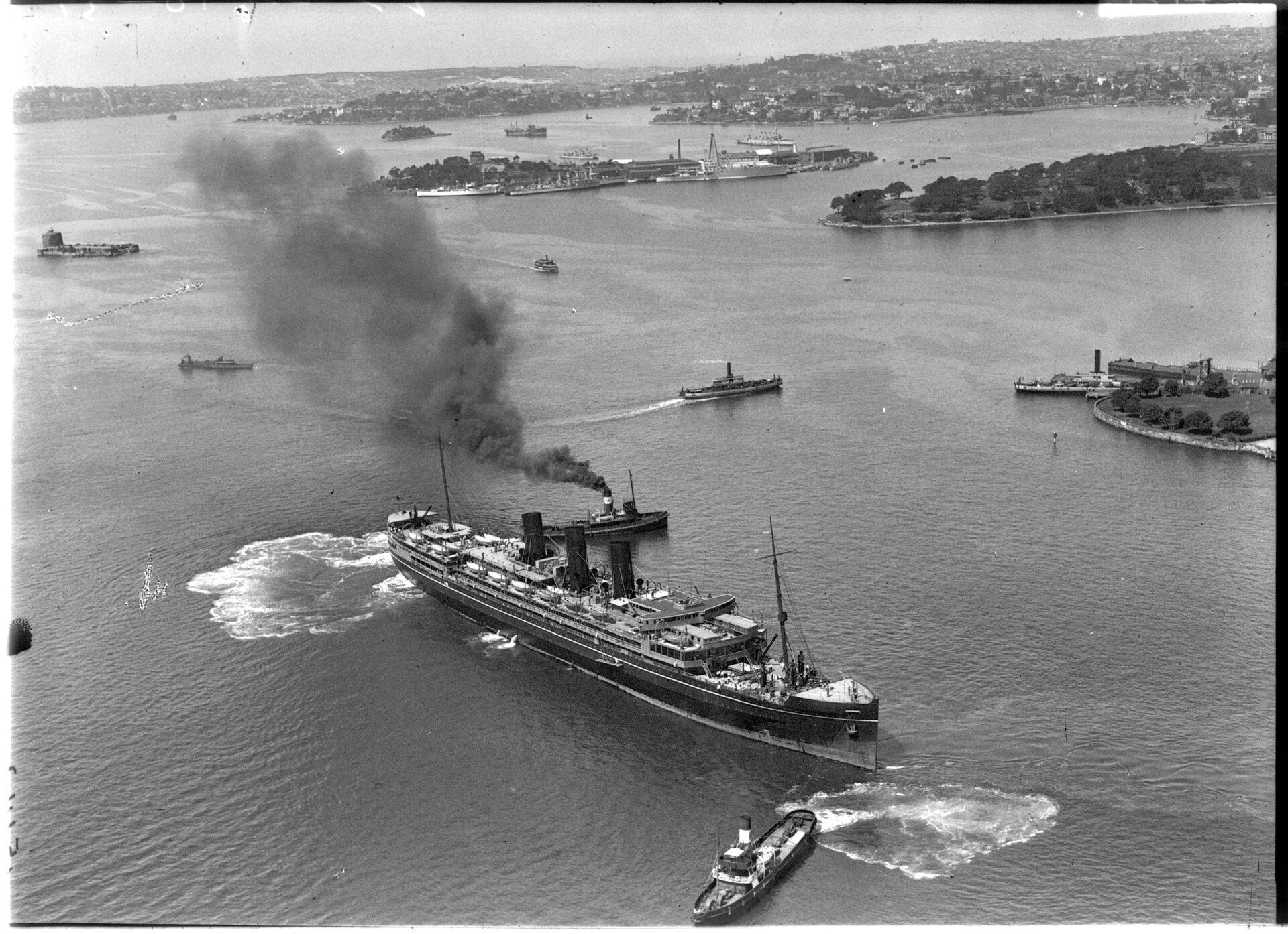 Ocean liner in Sydney Harbour