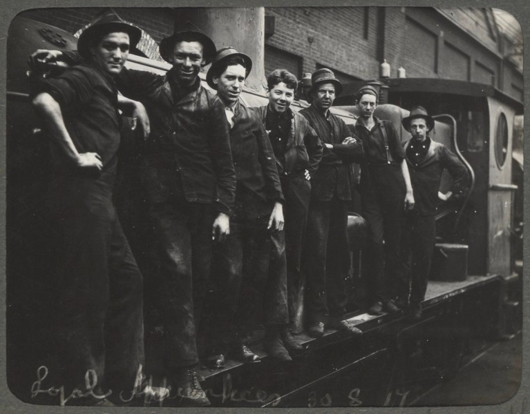 Eveleigh workshops 1917
