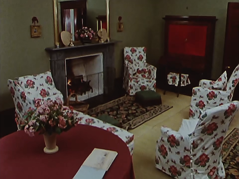 Drawing room looking towards the piano