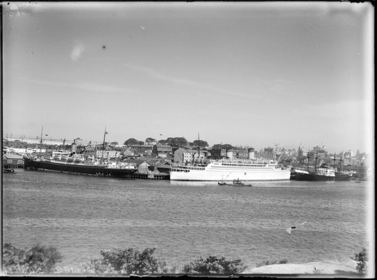 Ships at Millers Point 1936