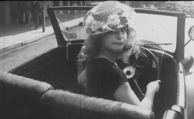 Still from the educational film Alice in Blunderland