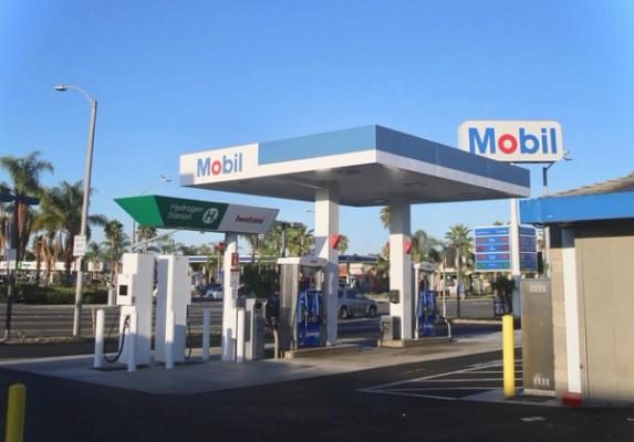 Iwatani hydrogen refueling station in Anaheim, CA