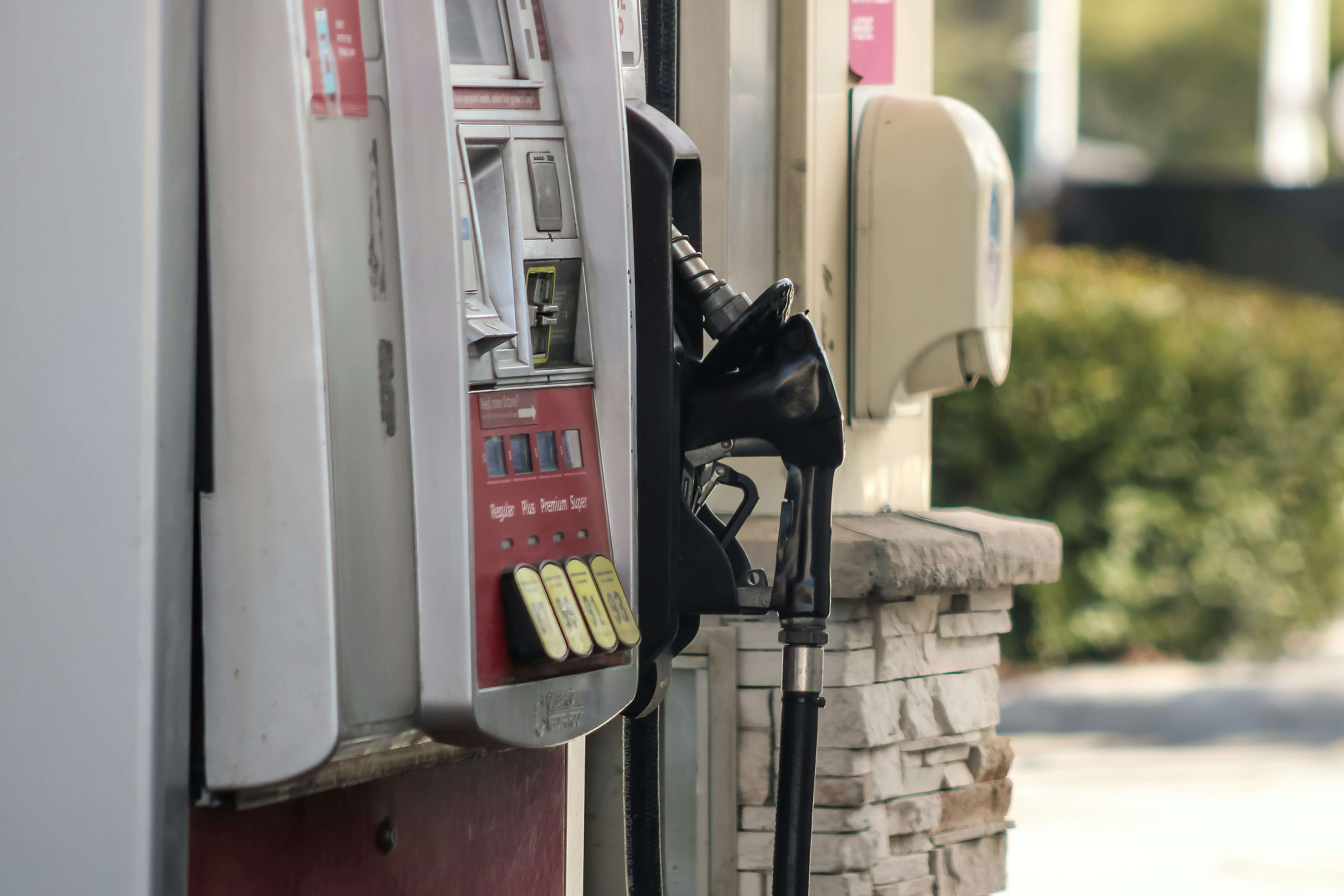 How Service Station Maintenance Keeps Your Gas Station Pumping