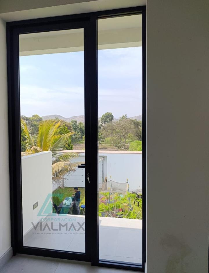 Ventana Puerta Moderna Serie 71 - Vialmax Lima