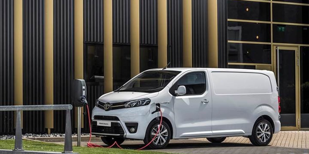 Ny varebil fra Toyota- PROACE Electric