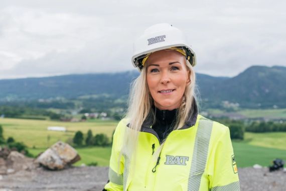 Ann-Therese Kristoffersen, leder av MEF Kvinner, er konferansier