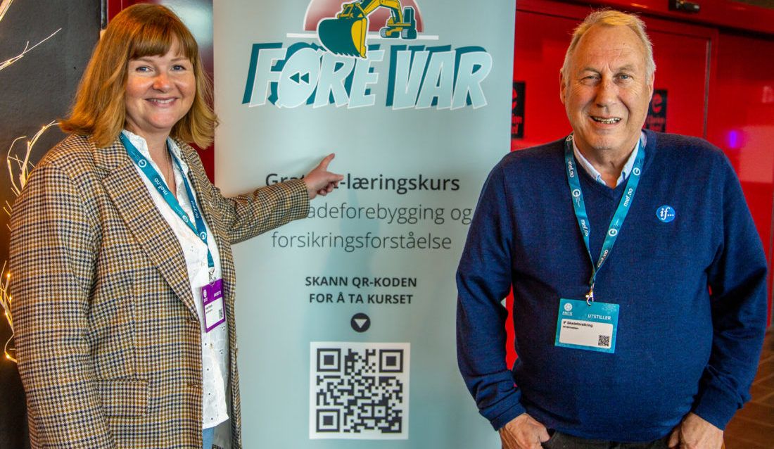 Hilde Karin Flotoft fra MEF-skolen og Ulf Michaelsen fra If. (Foto: Anleggsmaskinen)