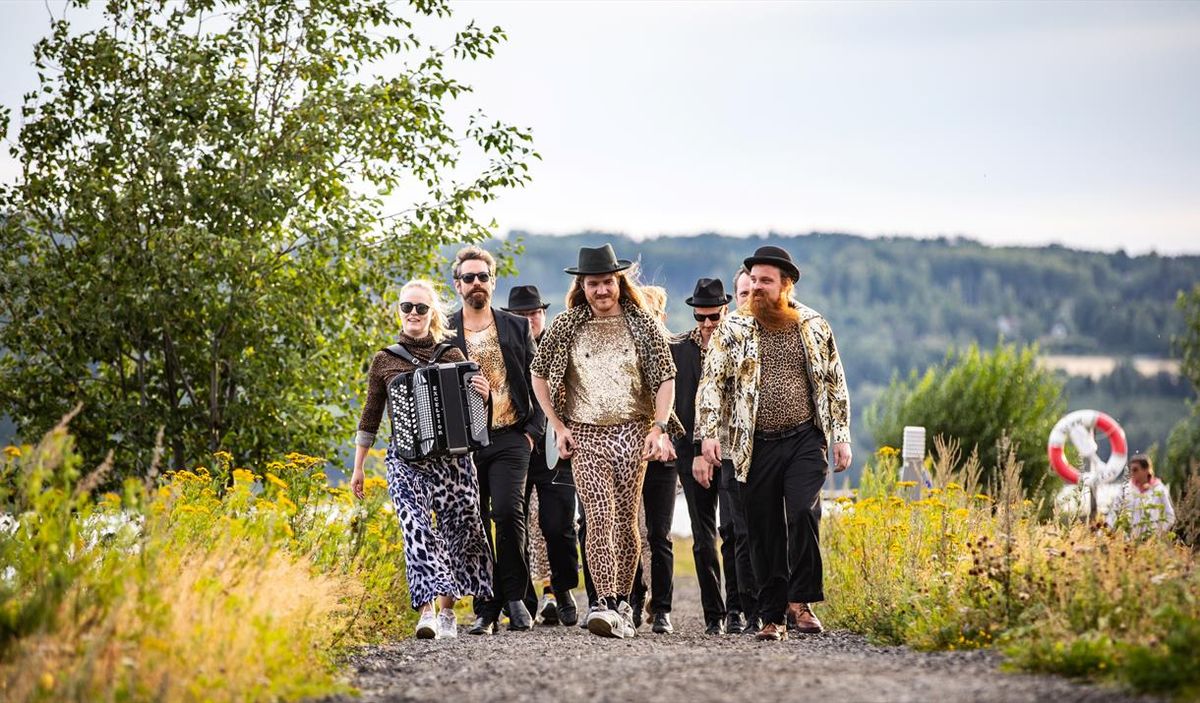 Tipping for'n Far. Tributeband for Vazelina Bilopphøggers