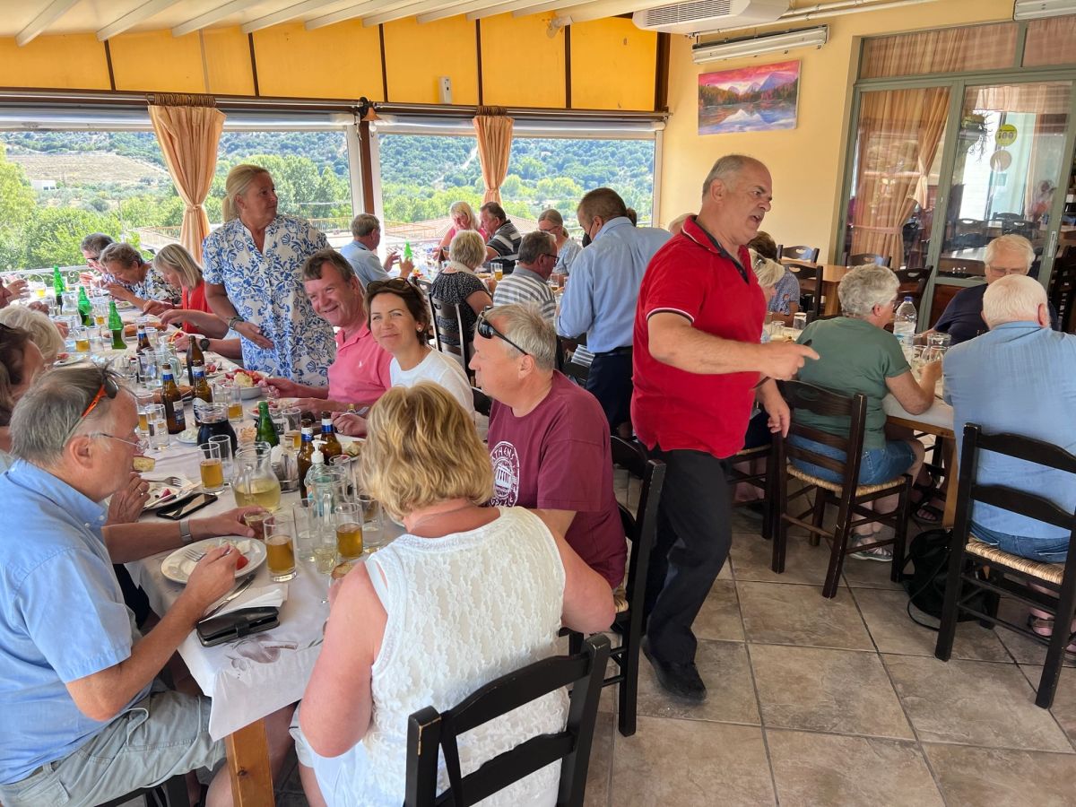 Middag på en lokal taverna