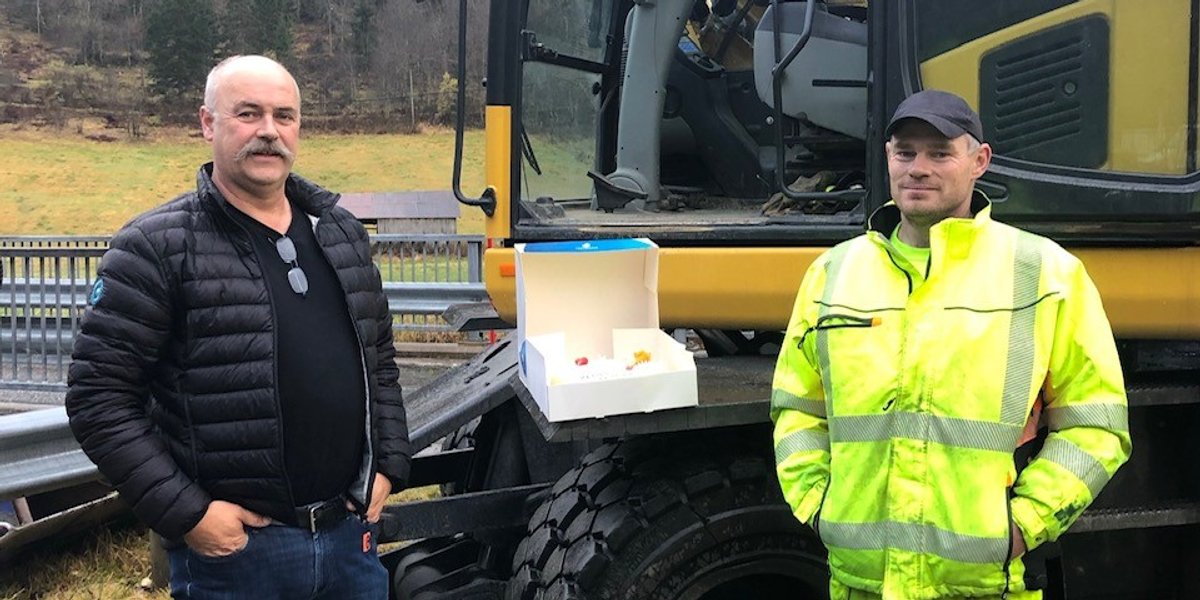 (t.v) Egil Kvingedal, fagsjef i MEF Region Vest og daglig leder i Melheim Entreprenør AS, Ernst Rune Melheim.