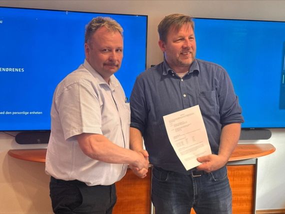 Forhandlingsleder Svend Ingvar Hoel Larsen (MEF) og Frode Engen (NAF)