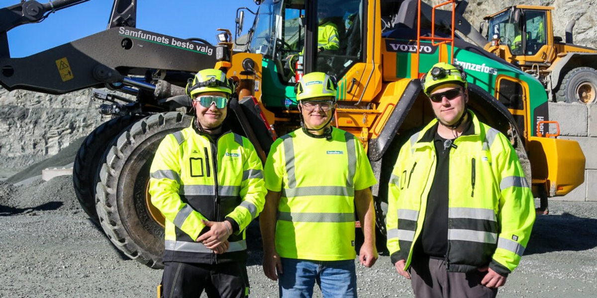 Fra venstre: Jonas Øverby (formann vedlikehold, avd. Vassfjell), Sturla Nyutstumo (anleggssjef Trøndelag) og Alf Martin Holte (formann drift, avd. Vassfjell). (Foto: Runar F. Daler)