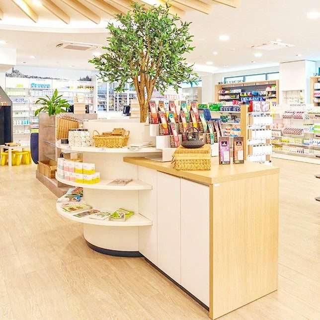 slowdeco-agencement-pharmacie-pharmacie-du-pole-sante-8
