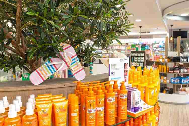 How to prepare your pharmacy for summer: design trends that improve the customer experience