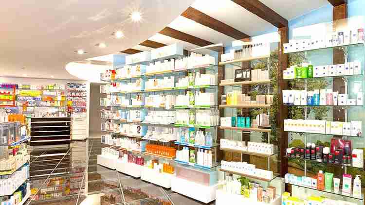 How to organize a small pharmacy?