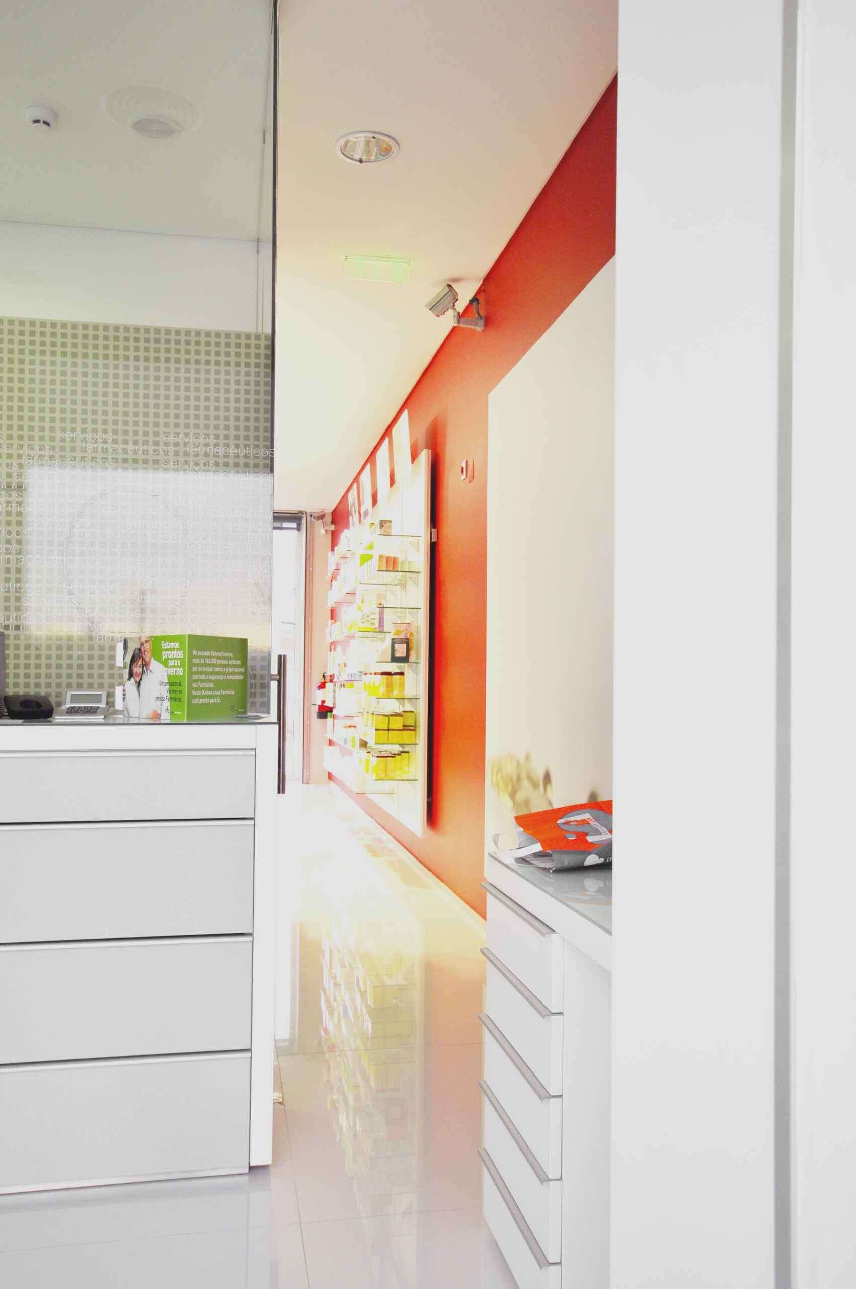 espaces-de-confidentialite-pharmacies-medd-agencement-3
