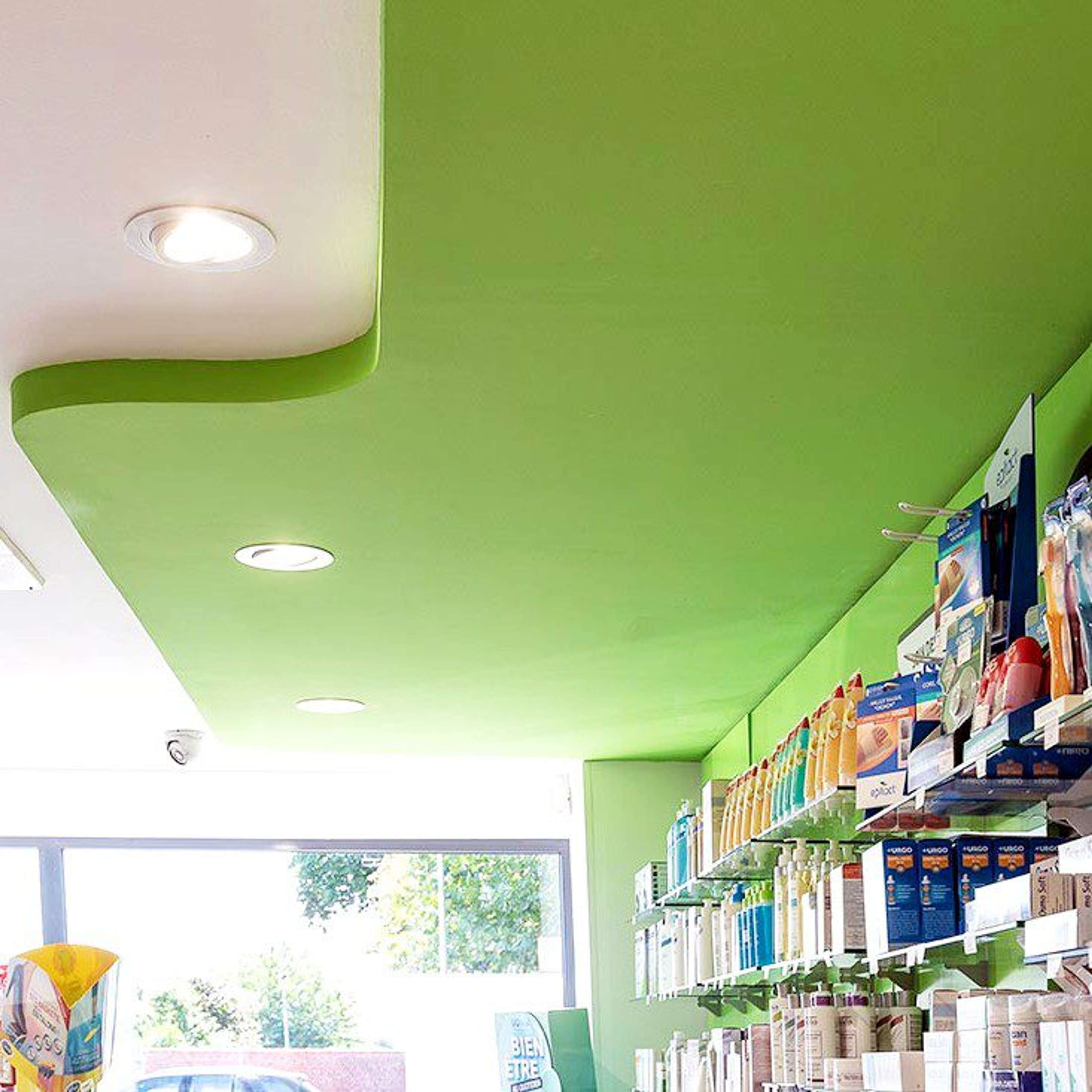 amenagement-pharmacie du petit belgique-projeto-medd-health-design
