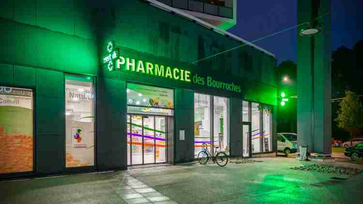 Reclamos Luminosos: ¡ilumina tu farmacia!