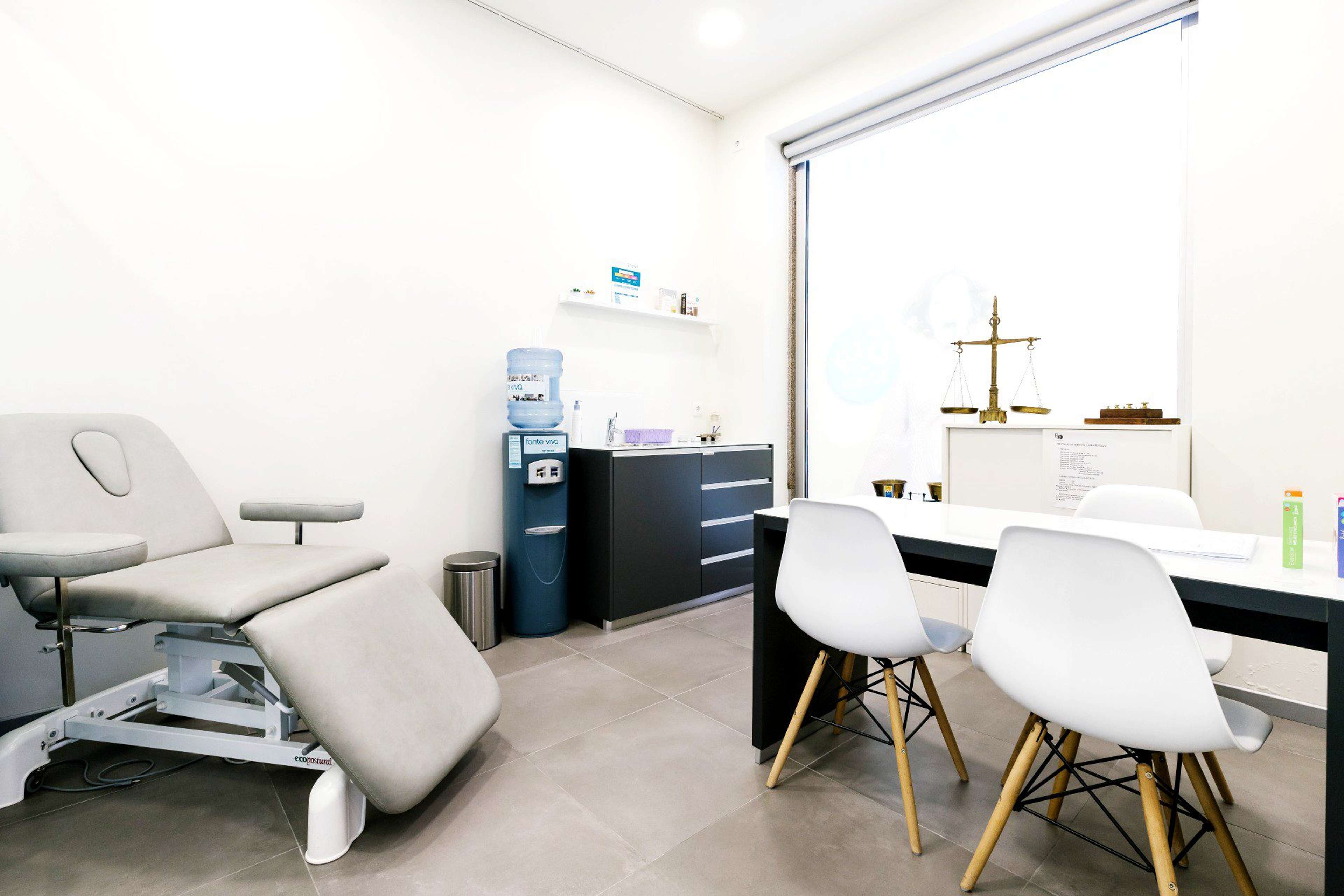 espaces-de-confidentialite-pharmacies-medd-agencement-2
