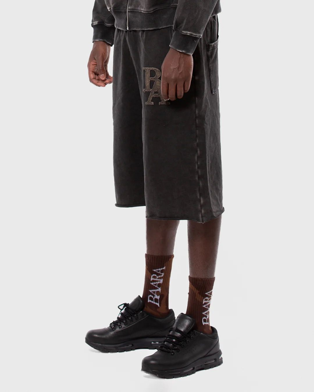 ANTHRACITE SHORT
