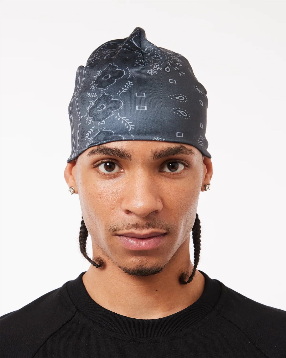 SKULL BEANIE