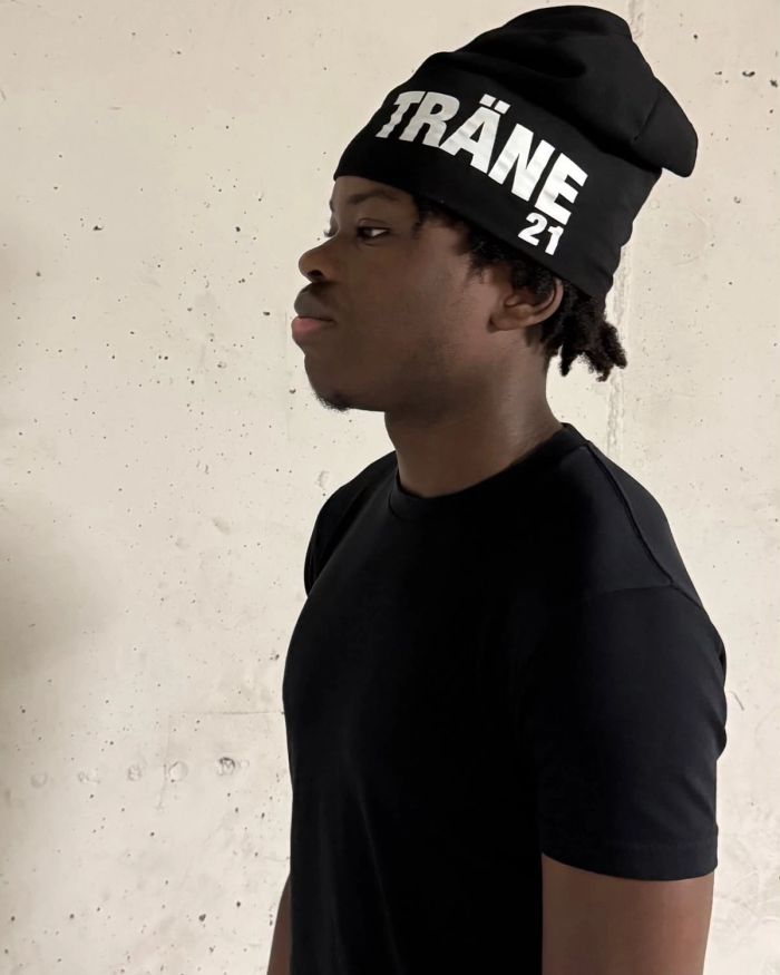 TRÄNE21 BEANIE - BLACK / WHITE