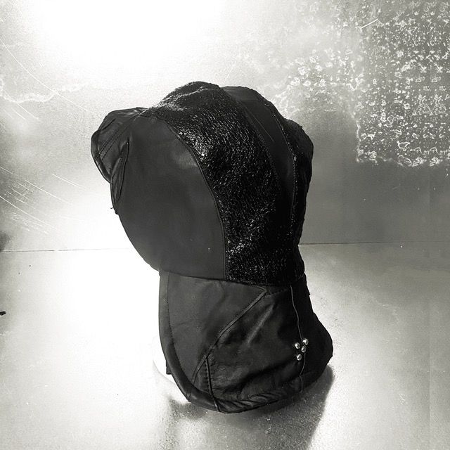 C'est moi , en noir