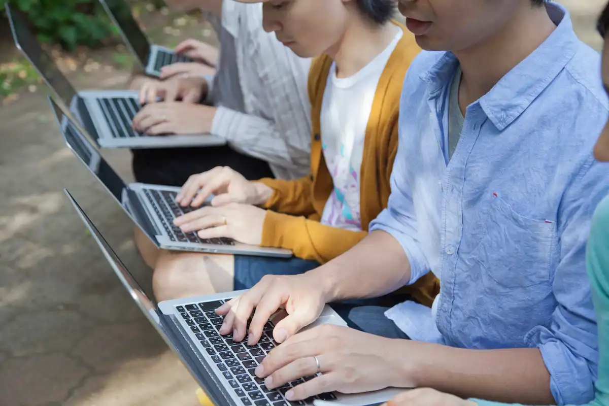 小さく・素早く開発し、継続的に育てる