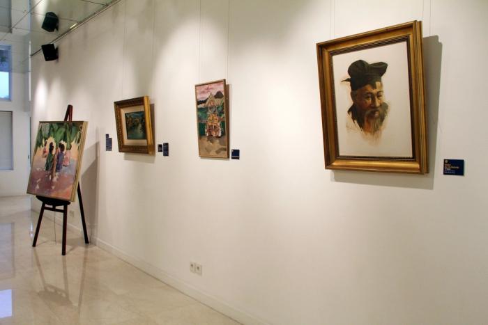 Art & Exhibition