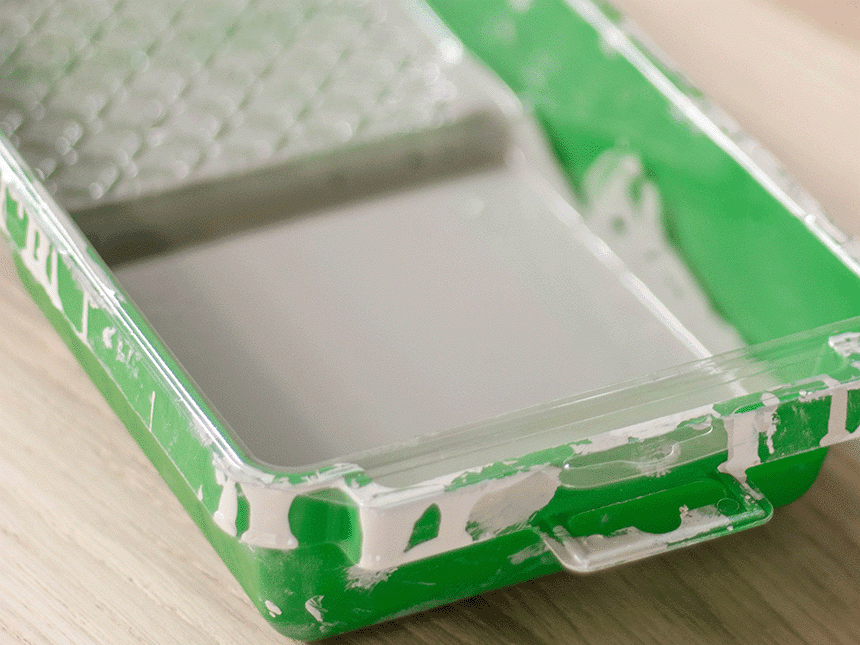 Osmo oil stain in a roller tray