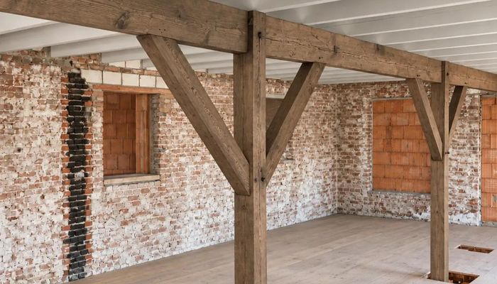 Vurenhouten plafondbalken gekleurd met Osmo Decorwas Transparant 3168 Eiken antiek