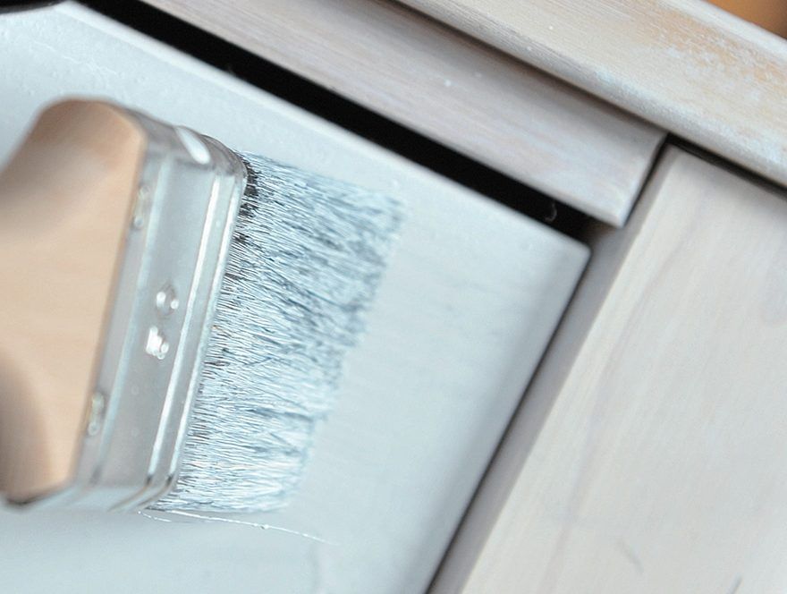 Work with a brush or roller