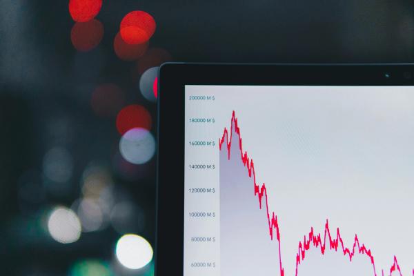 How to Invest During a Market Crash Without Panicking