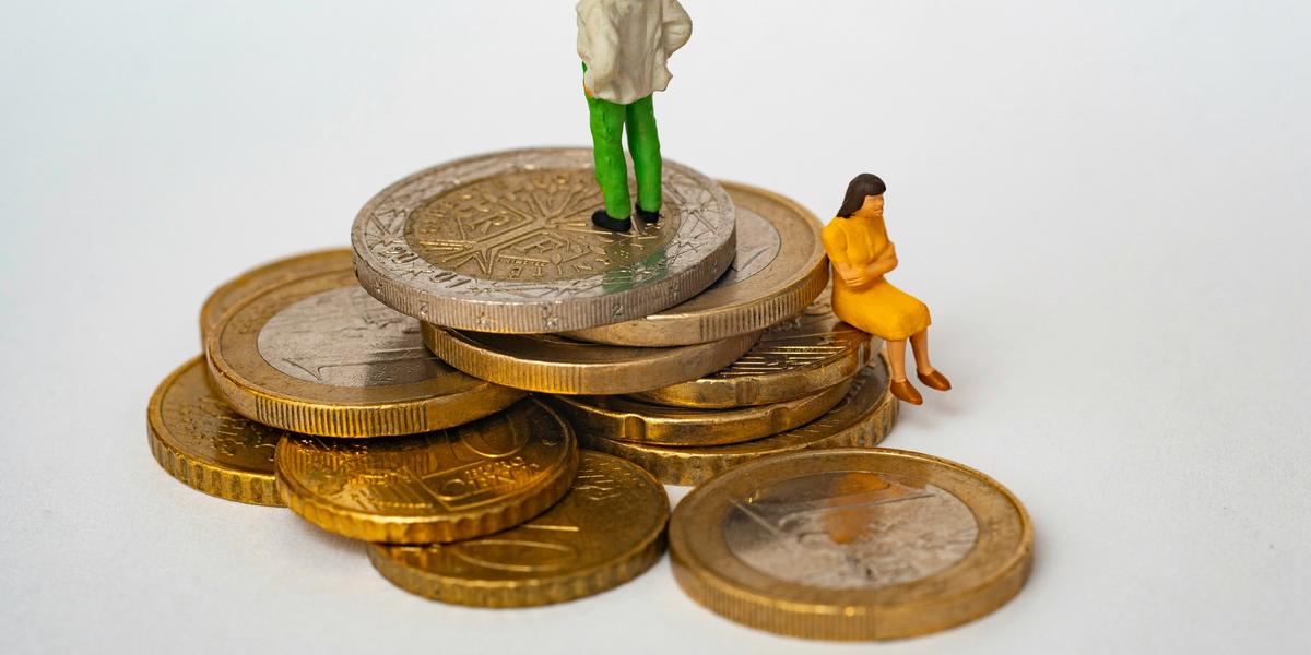 Alimony and Spousal Support: How Courts Decide and How to Modify It