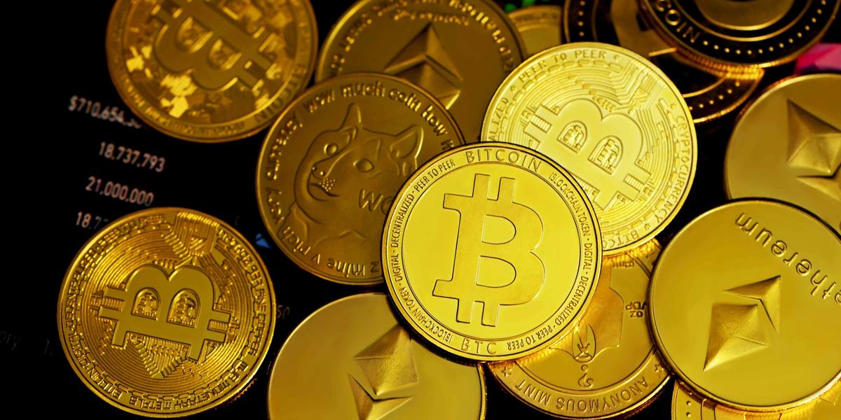 Crypto Portfolio Diversification: Beyond Bitcoin