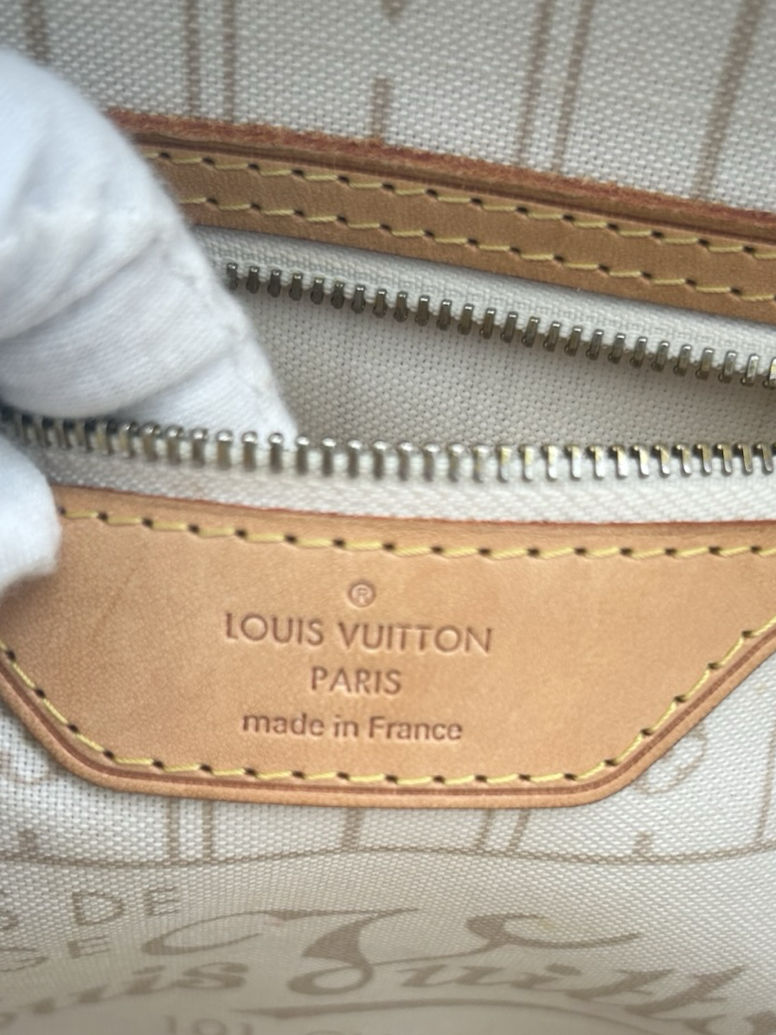 Louis Vuitton Neverfull PM Damier Azur White Canvas Tote Handbag — image 11