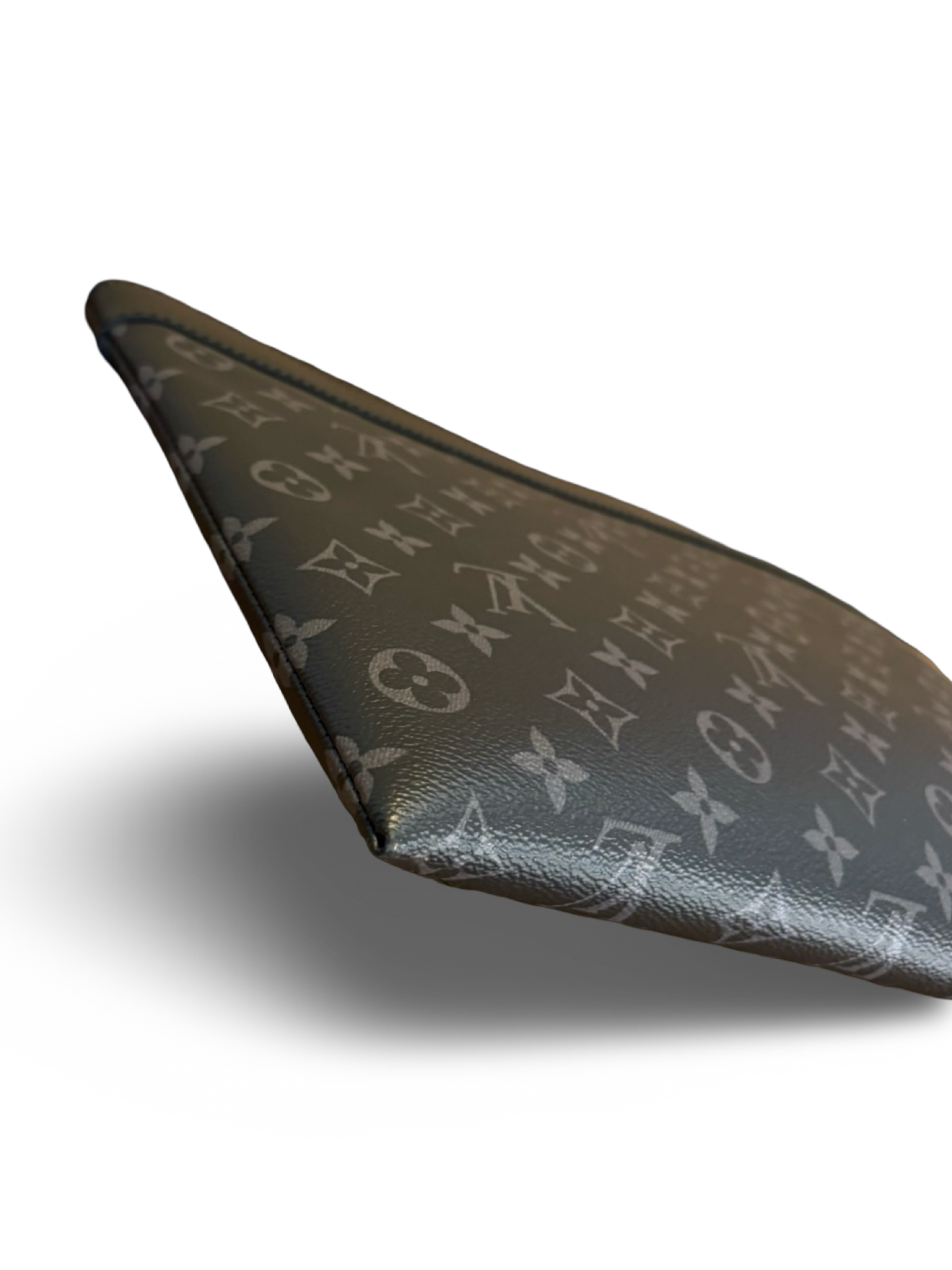 Louis Vuitton Discovery Pochette Black Eclipse Monogram Clutch Bag — image 7