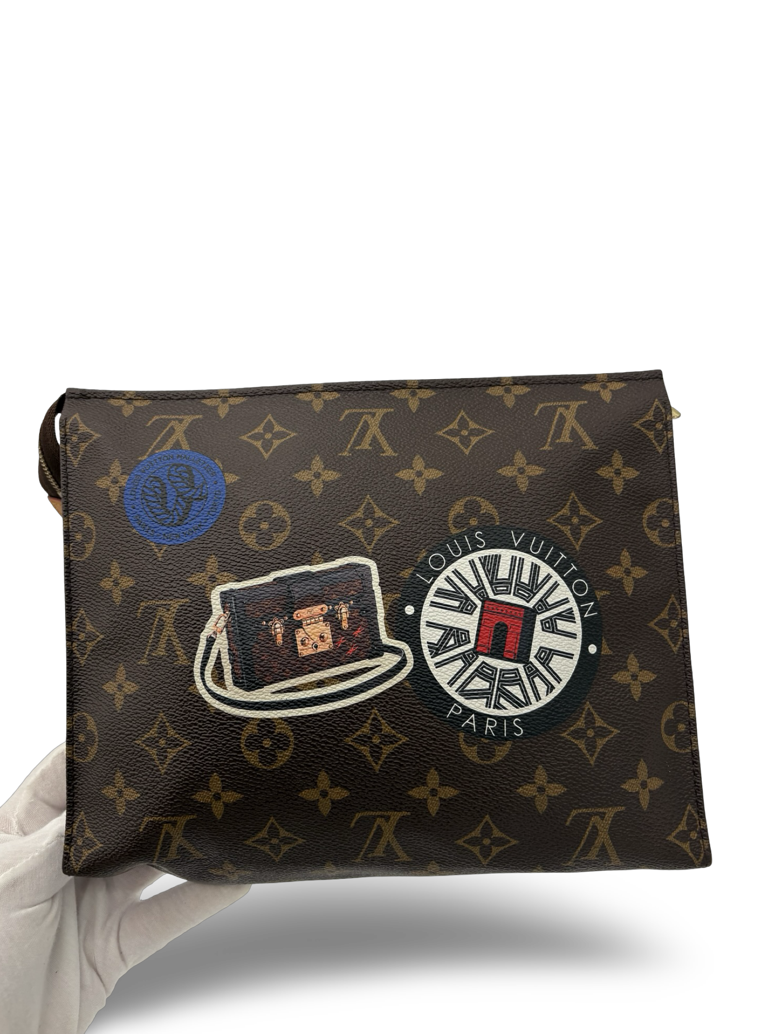 Louis Vuitton Toiletry 26 World Tour Edition Brown Canvas Monogram Clutch Bag With Patches — image 5