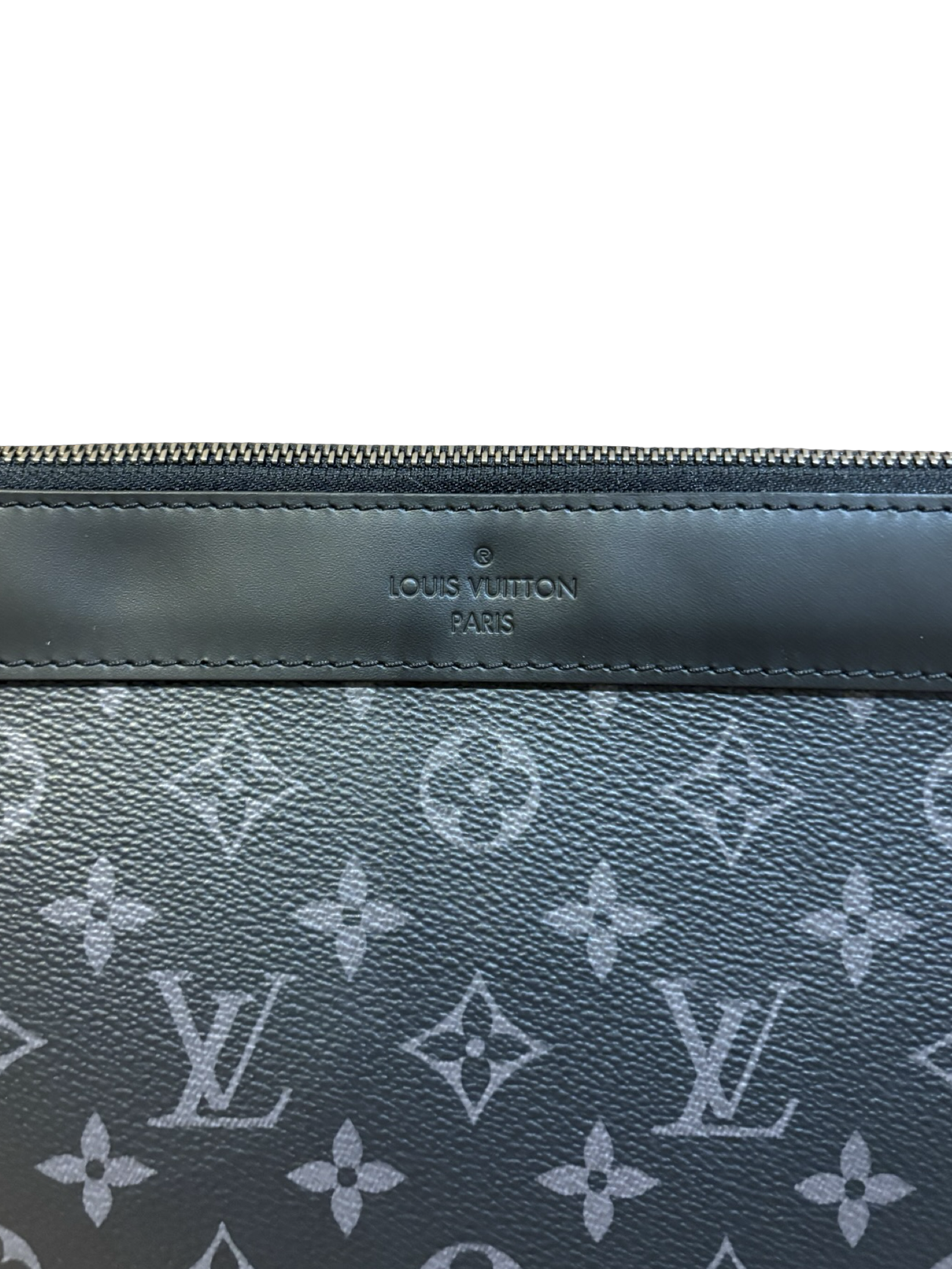 Louis Vuitton Discovery Pochette Black Eclipse Monogram Clutch Bag — image 3