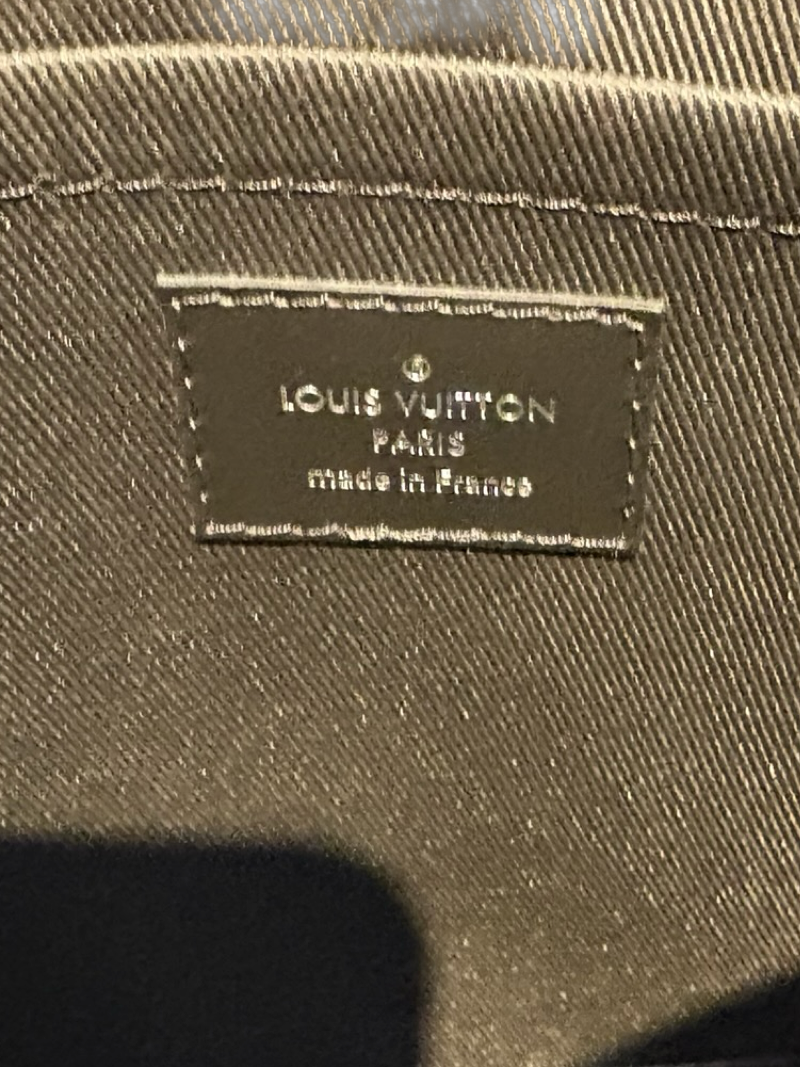 Louis Vuitton Discovery Pochette Black Eclipse Monogram Clutch Bag — image 12