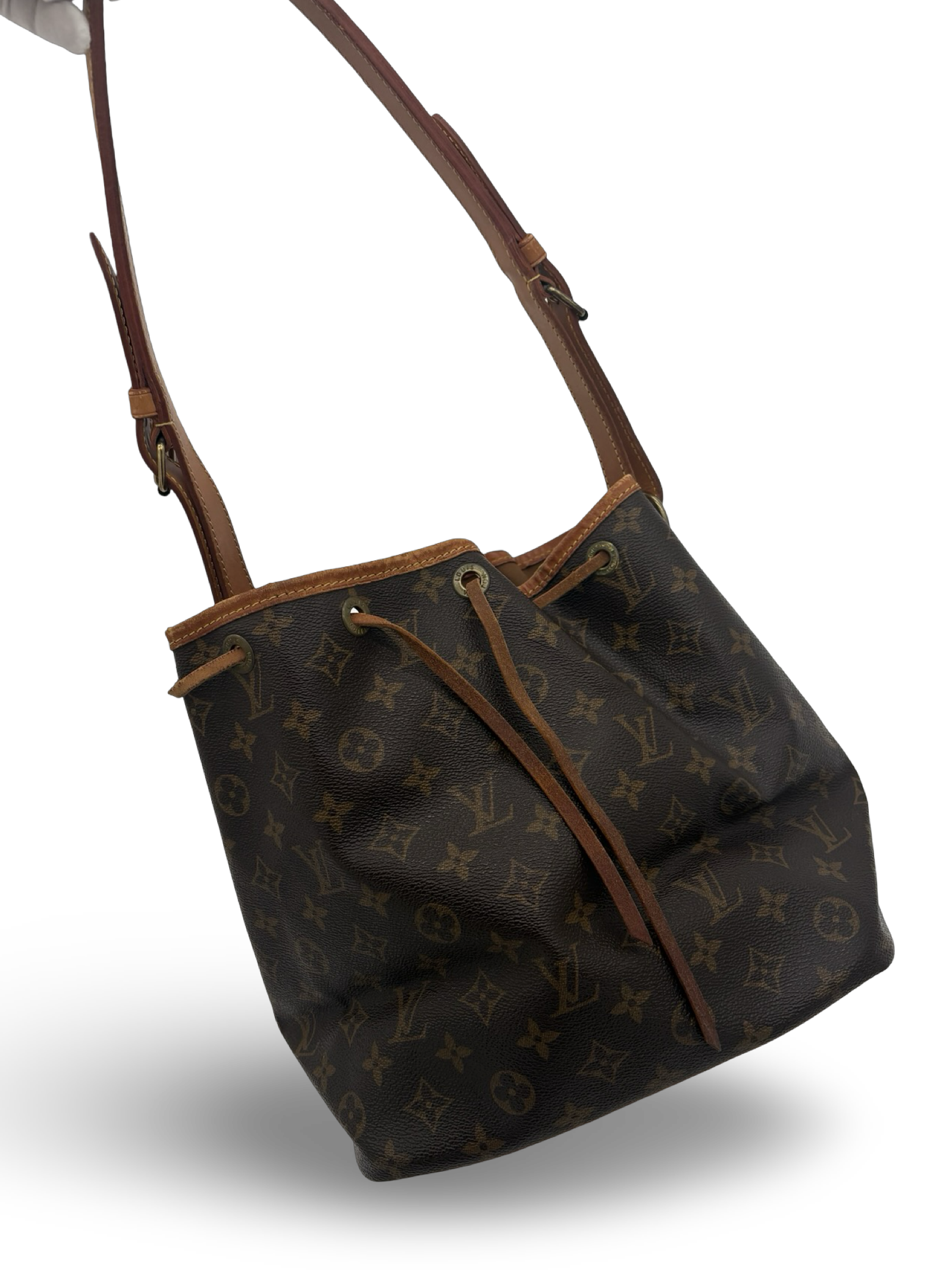 Louis Vuitton Petit Noé Drawstring Shoulder Bag Brown Monogram Canvas — image 11