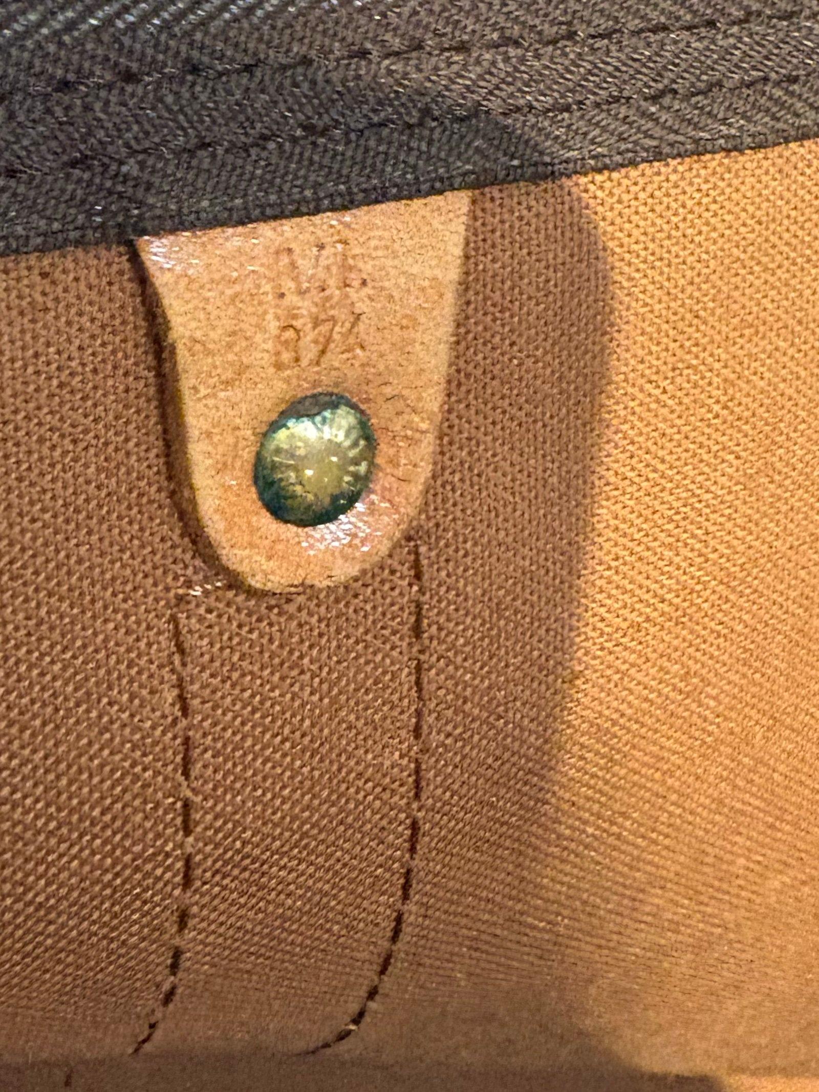 Louis Vuitton Keepall 55 Brown Monogram Canvas Travel Duffel Bag — image 15