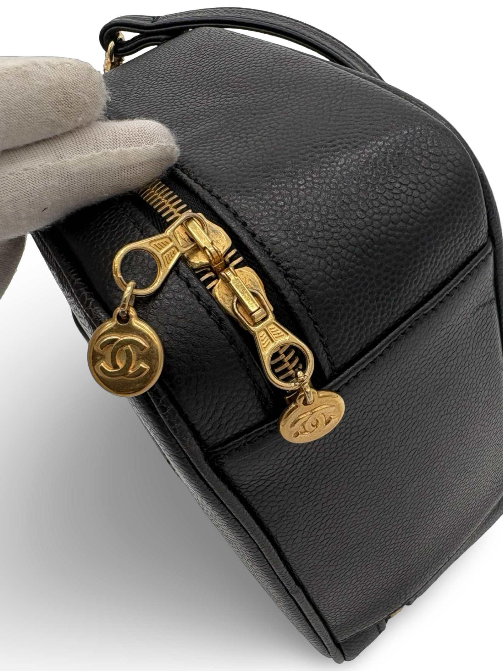 Chanel CC Black Caviar Vanity Handbag Shoulder Bag — image 14