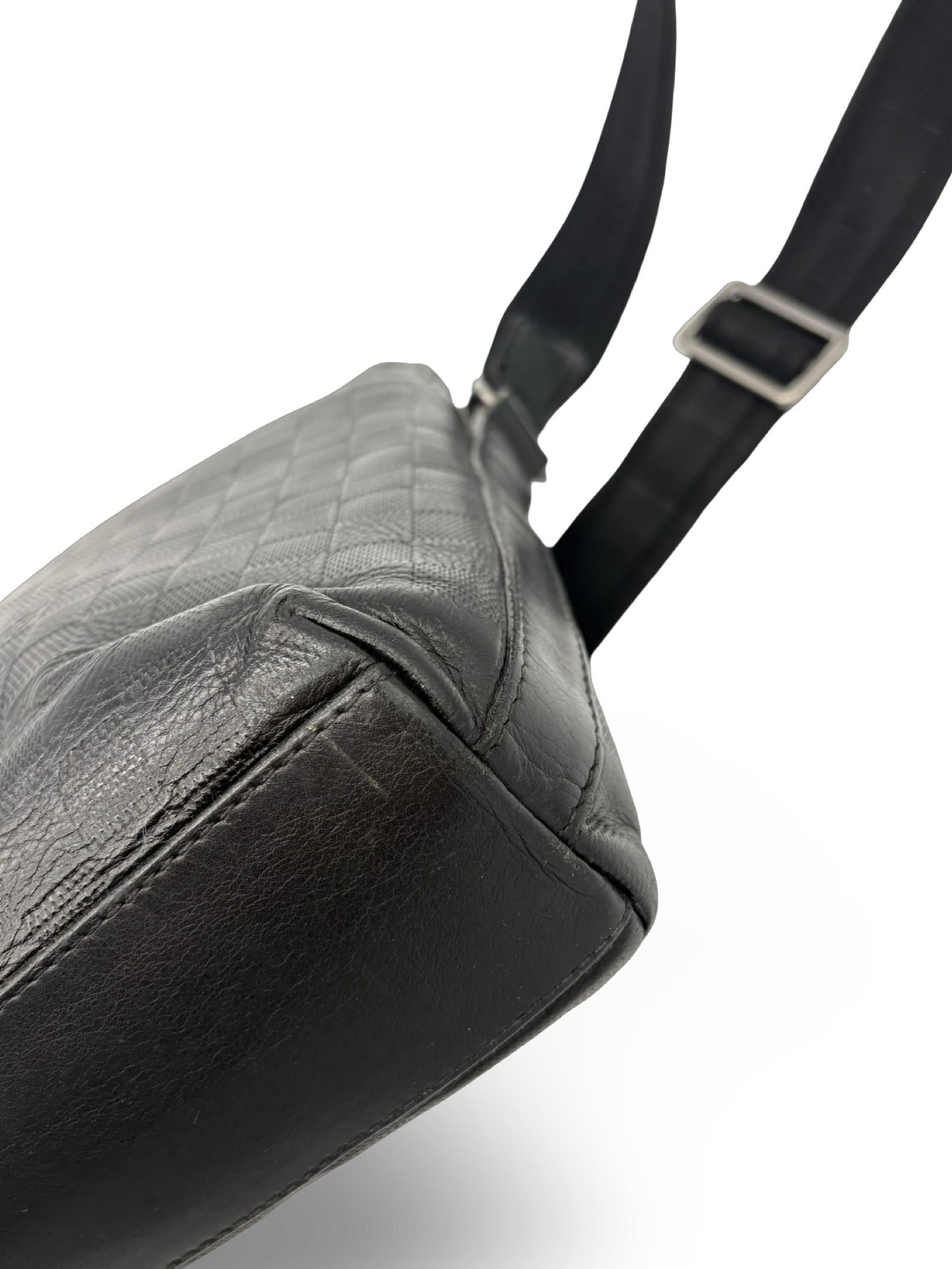 Louis Vuitton Calypso MM Black Damier Infini Messenger Bag — image 15